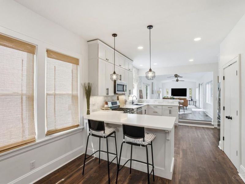 5433 Whetsel Avenue, Cincinnati, OH 45227 Photo 6