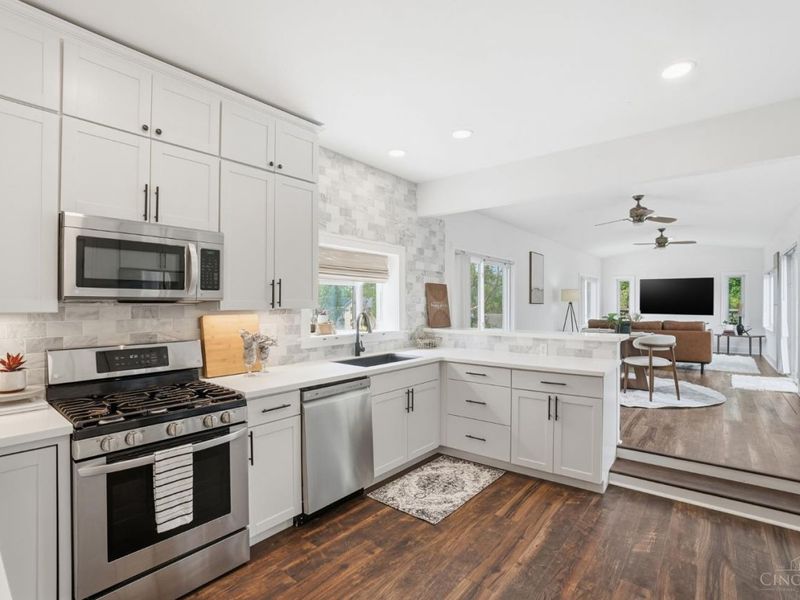 5433 Whetsel Avenue, Cincinnati, OH 45227 Photo 7