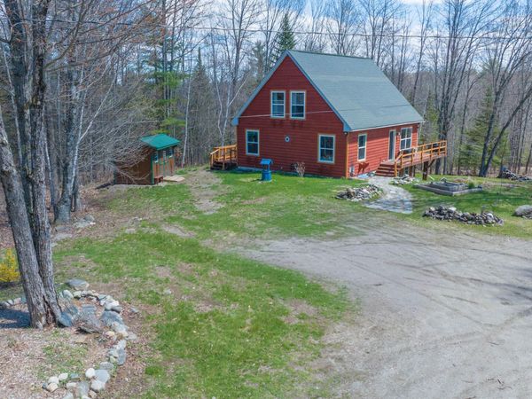 63 Mayhew Road, Starks, ME 04911