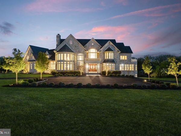 10 STONEBRIDGE CROSSING ROAD, NEWTOWN, PA 18940