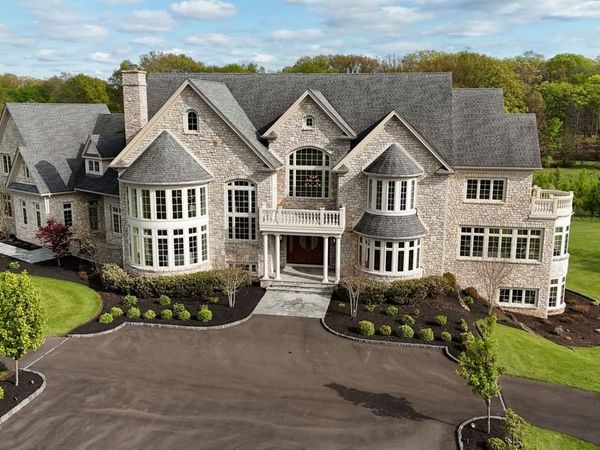 10 STONEBRIDGE CROSSING ROAD, NEWTOWN, PA 18940