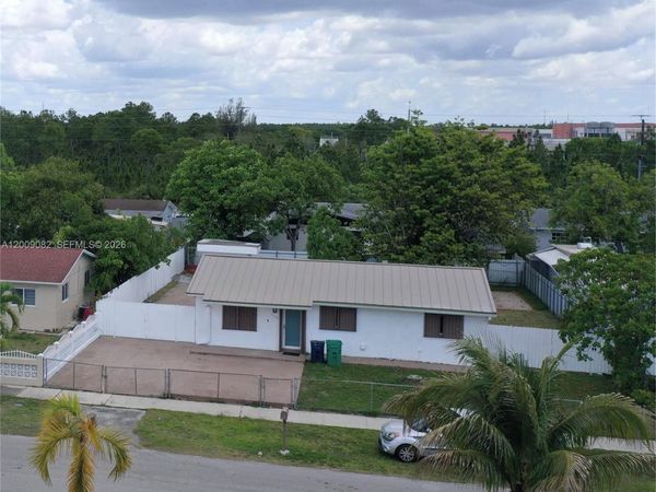 12331 SW 185th St , Miami, FL 33177