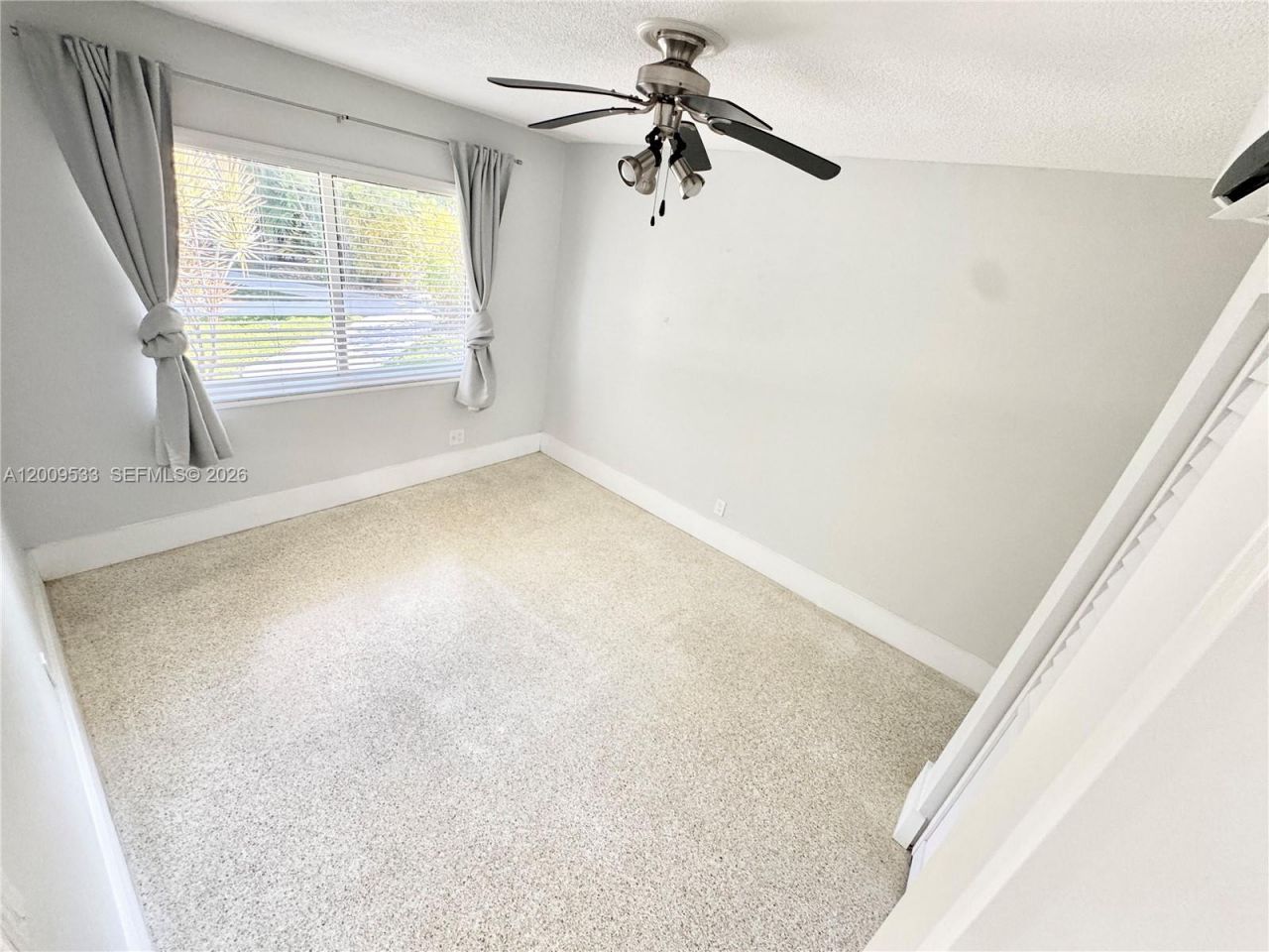 1601 SE 15 , Unit 1B, Fort Lauderdale, FL 33316 Photo