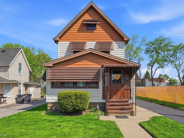 8101 Vineyard Avenue , Cleveland, OH 44105