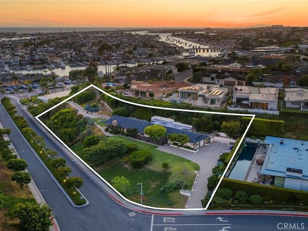525 El Paseo Drive, Corona Del Mar, CA 92625