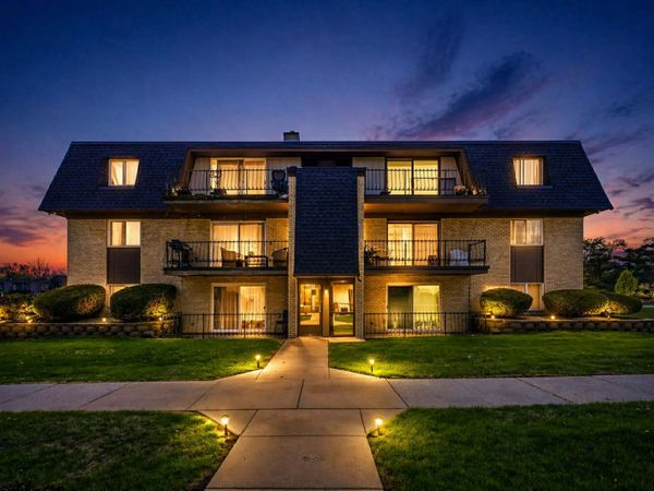 11133 S 84th Avenue , Unit 1B, Palos Hills, IL 60465