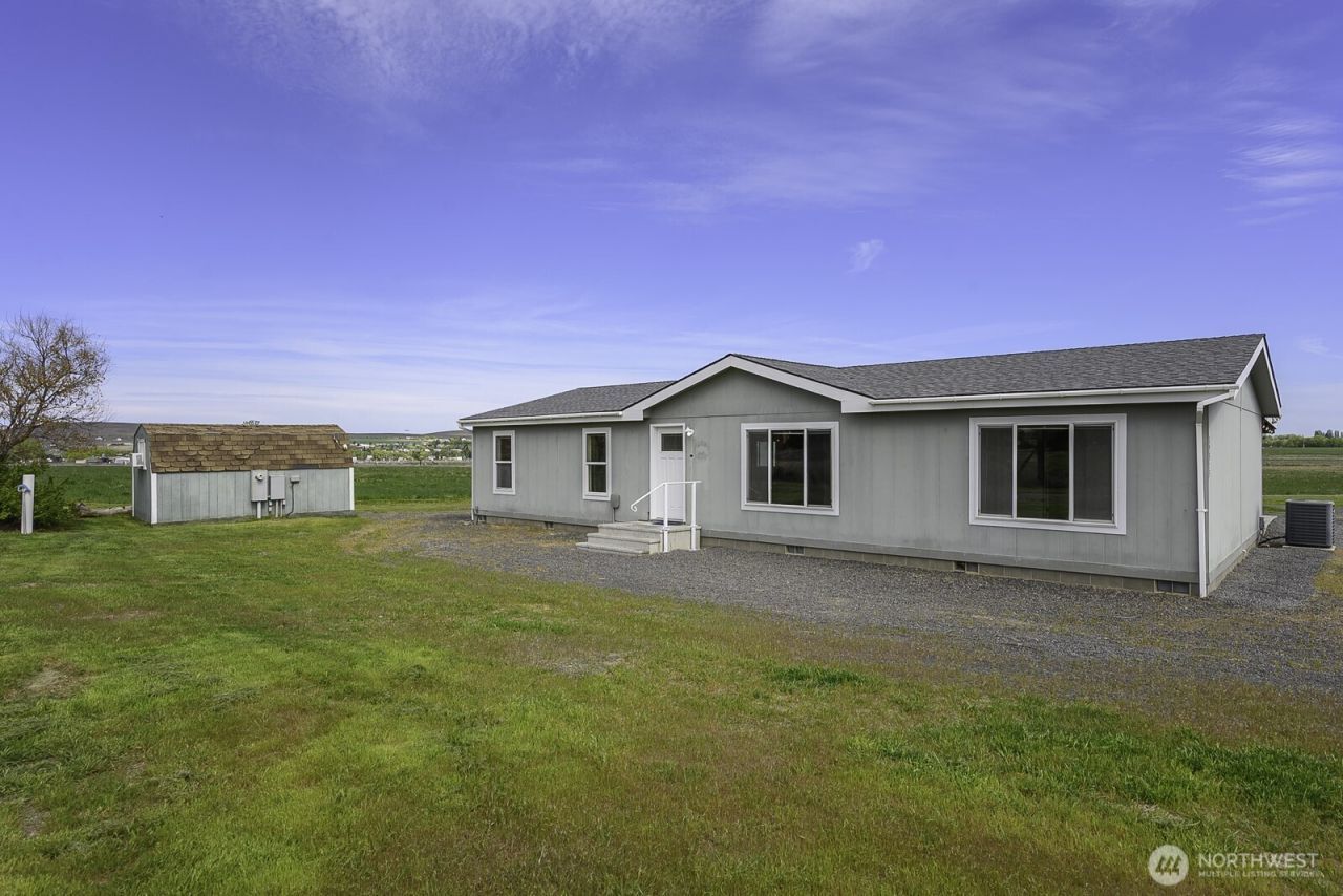 19373 Division Road Nw, Soap Lake, WA 98851 Main Photo