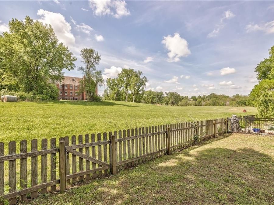Property Image 60