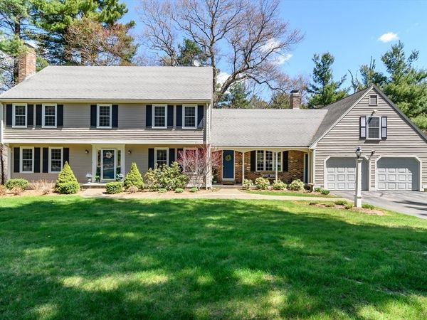 36 Bubbling Brook Rd, Walpole, MA 02081
