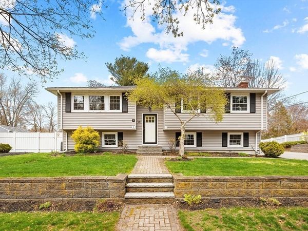 15 Fuller Rd, Middleton, MA 01949