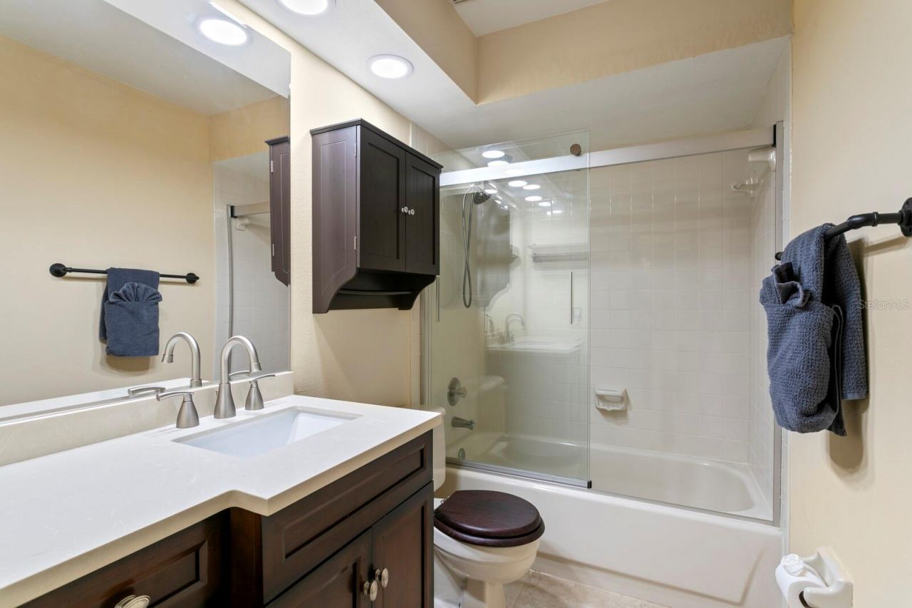 16701 E Course Drive, Tampa, FL 33624 Photo
