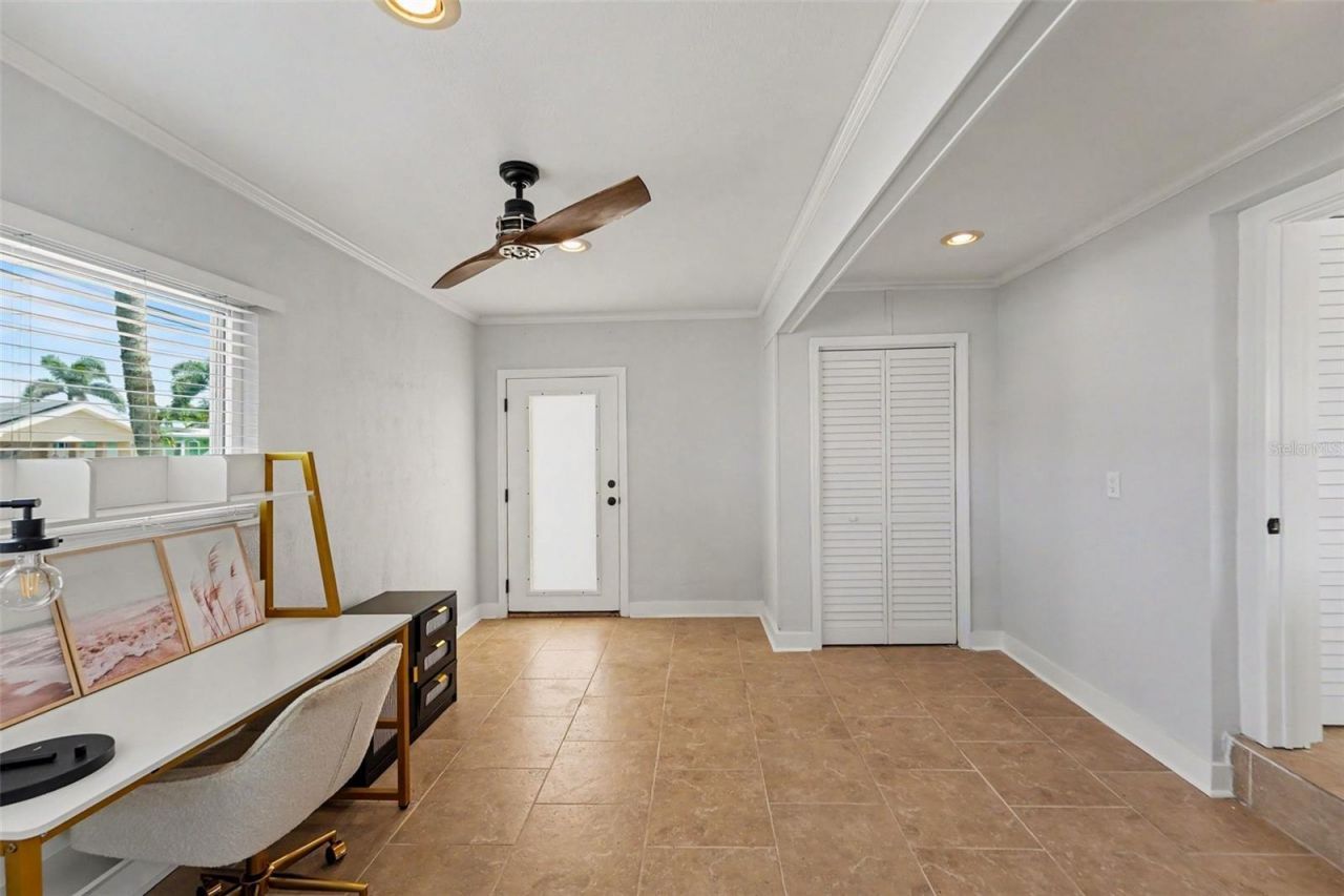 16126 4th Street E, Redington Beach, FL 33708 Photo