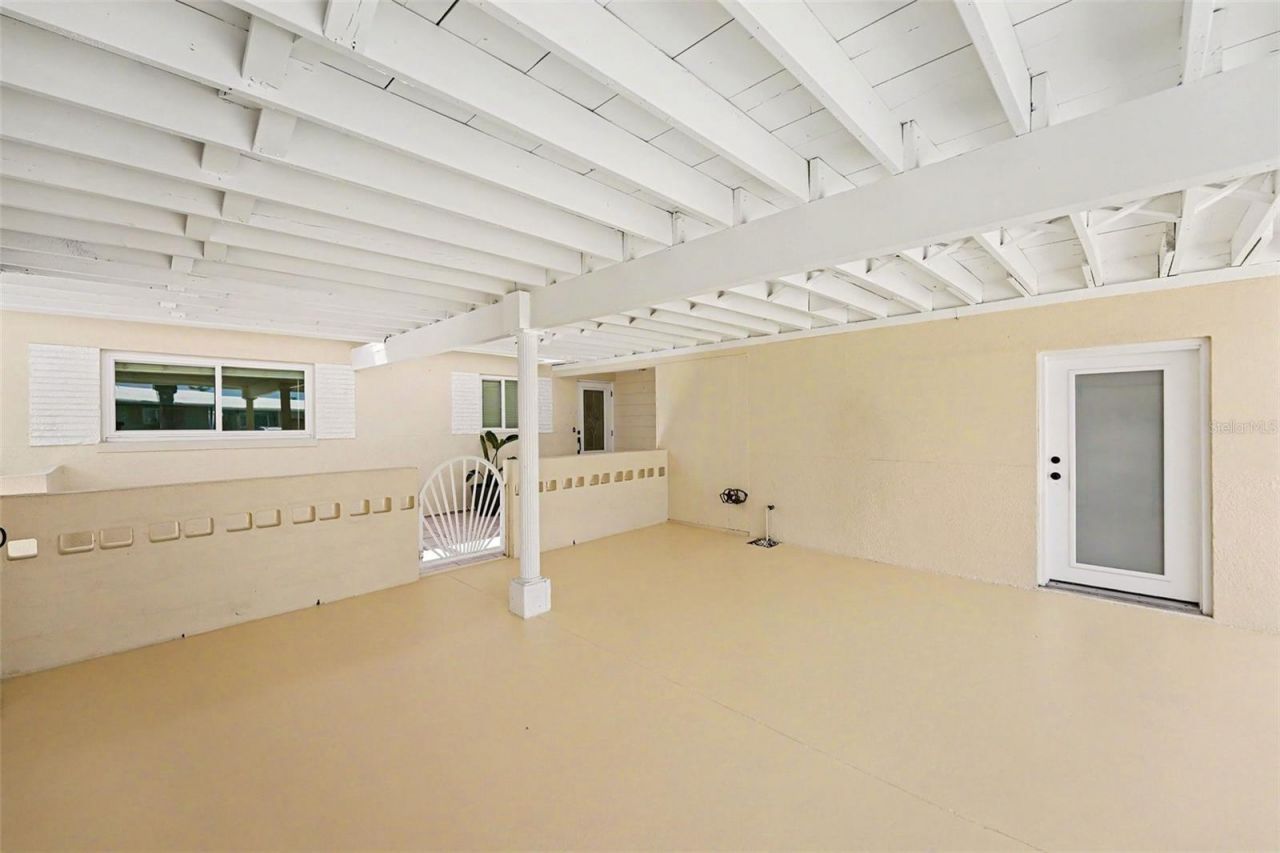 16126 4th Street E, Redington Beach, FL 33708 Photo
