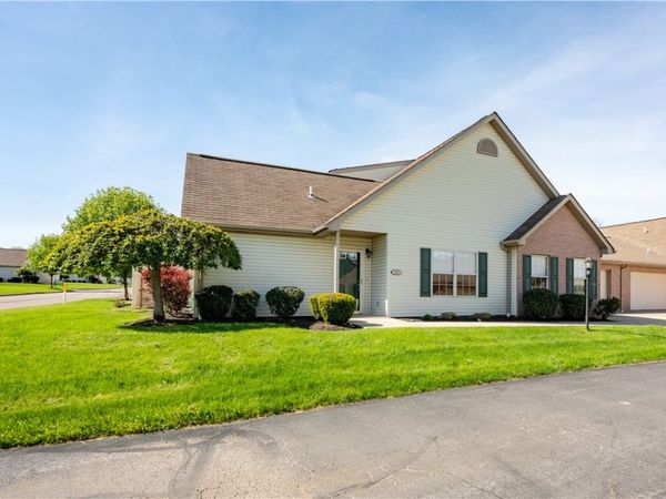1097 Timberwood Drive, Beaver Falls, PA 15010