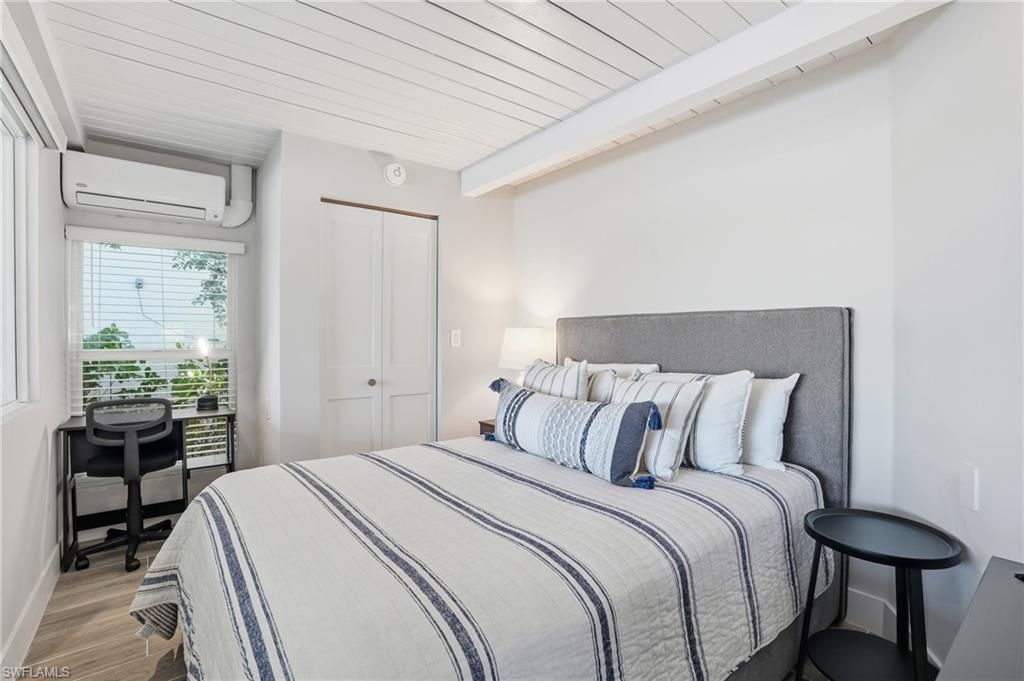 239 Curlew St , Fort Myers Beach, FL 33931 Photo