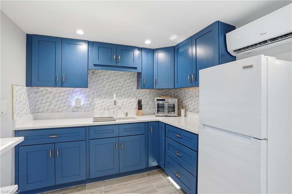 239 Curlew St , Fort Myers Beach, FL 33931 Photo