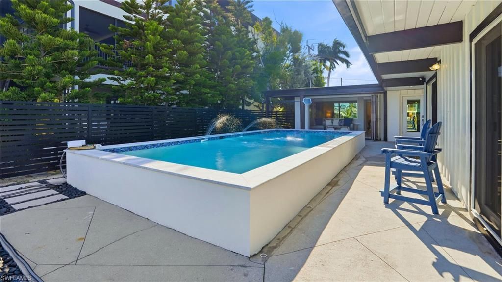 239 Curlew St , Fort Myers Beach, FL 33931 Photo
