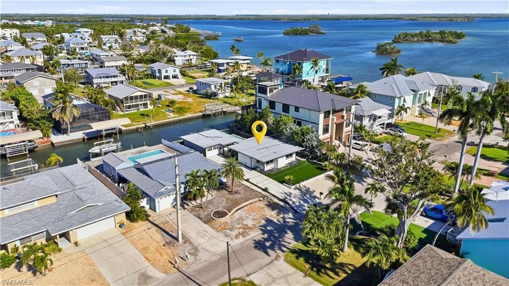 239 Curlew St , Fort Myers Beach, FL 33931 Photo