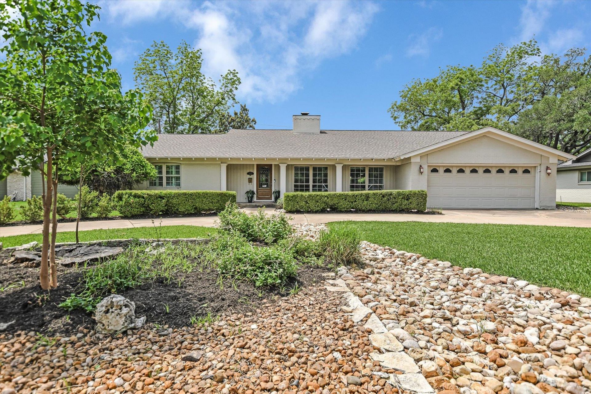 4011 N Hills Dr, Austin, TX 78731 Main Photo