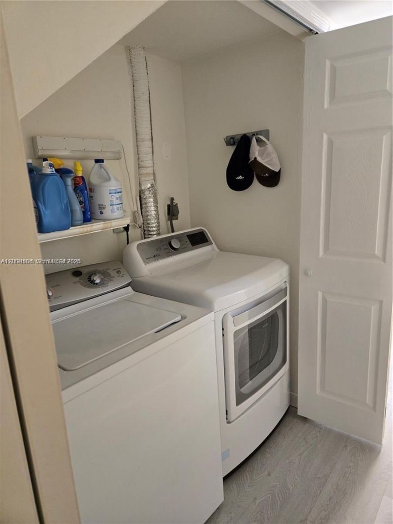 295 Jacaranda Dr , Unit 20, Plantation, FL 33324 Photo