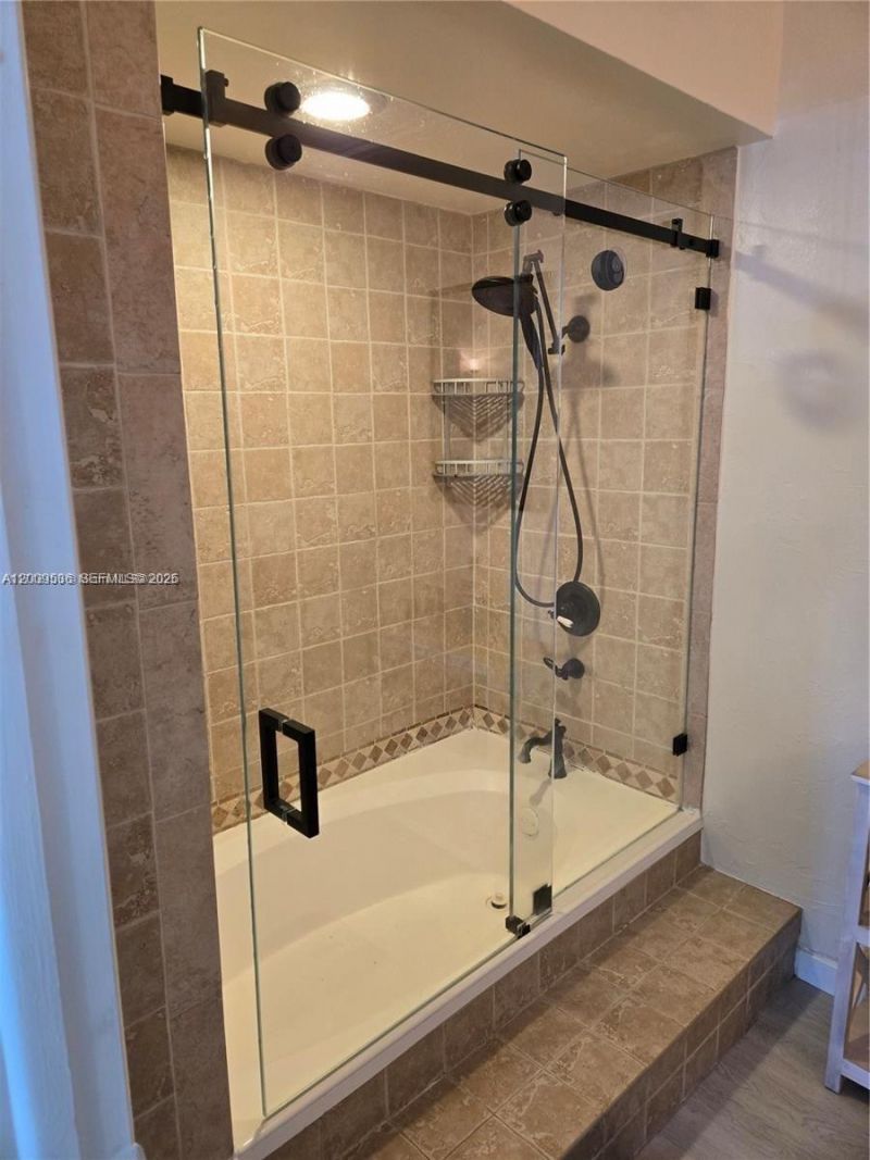295 Jacaranda Dr , Unit 20, Plantation, FL 33324 Photo