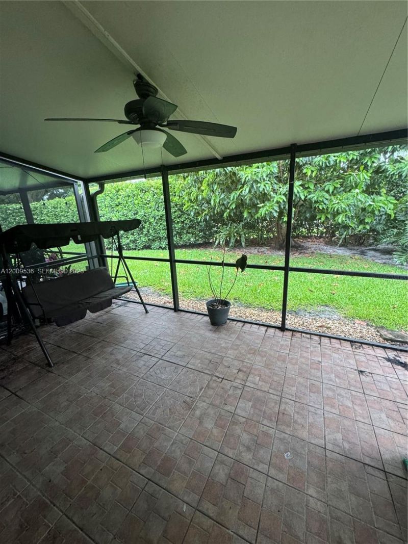 295 Jacaranda Dr, Unit 20, Plantation, FL 33324 Photo