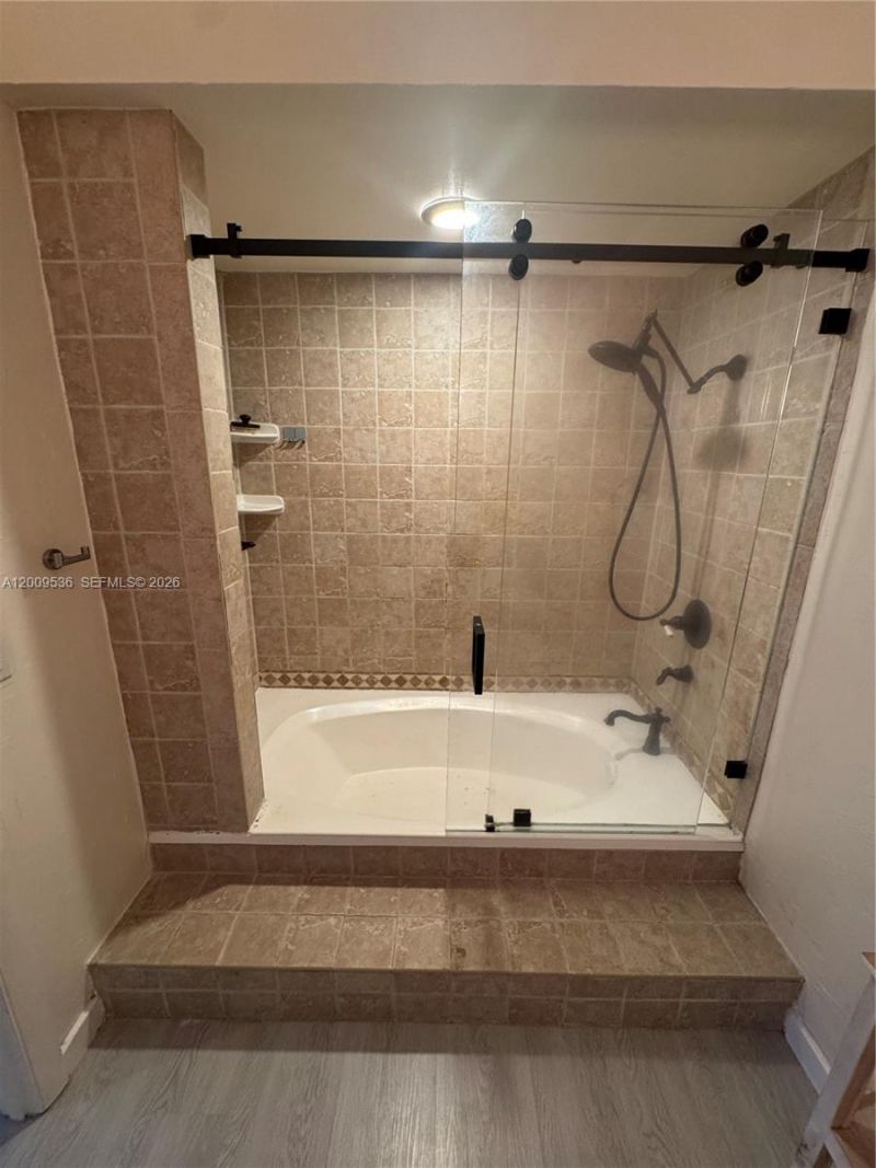 295 Jacaranda Dr, Unit 20, Plantation, FL 33324 Photo