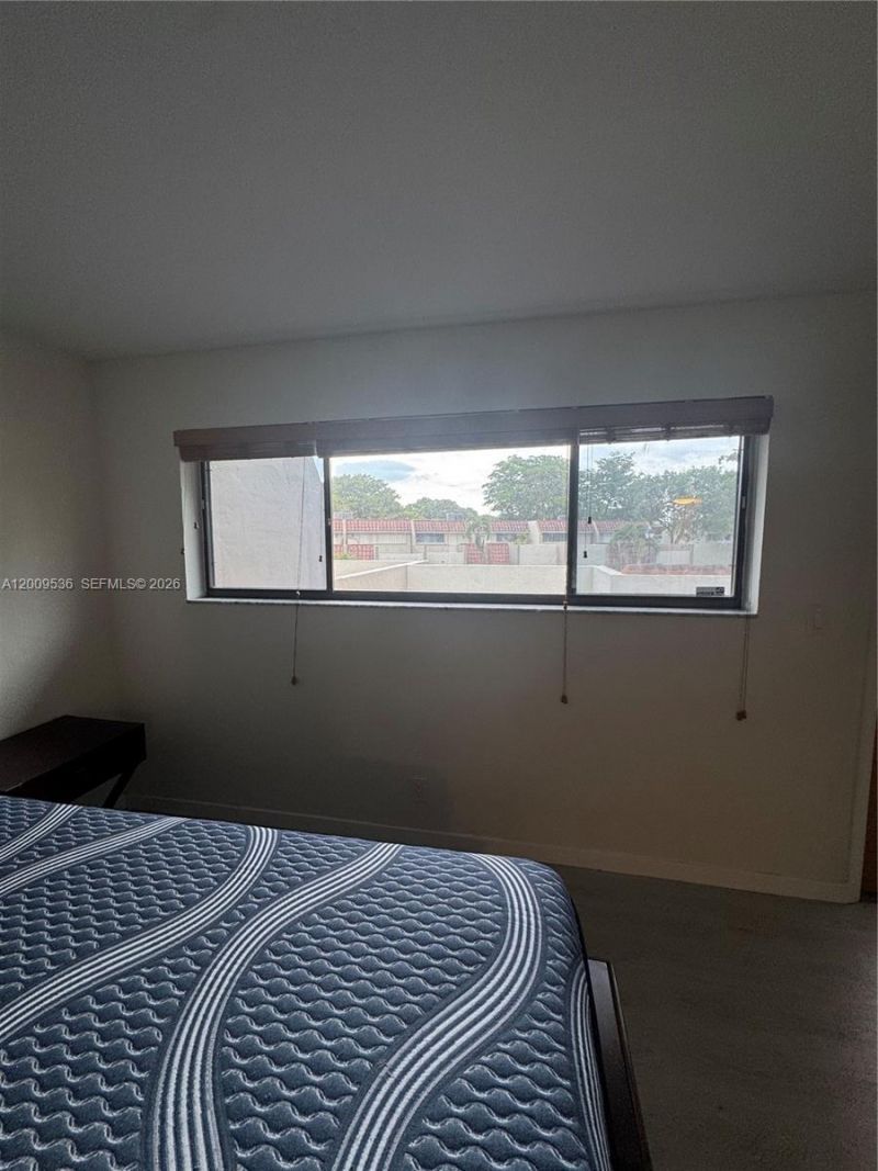 295 Jacaranda Dr, Unit 20, Plantation, FL 33324 Photo