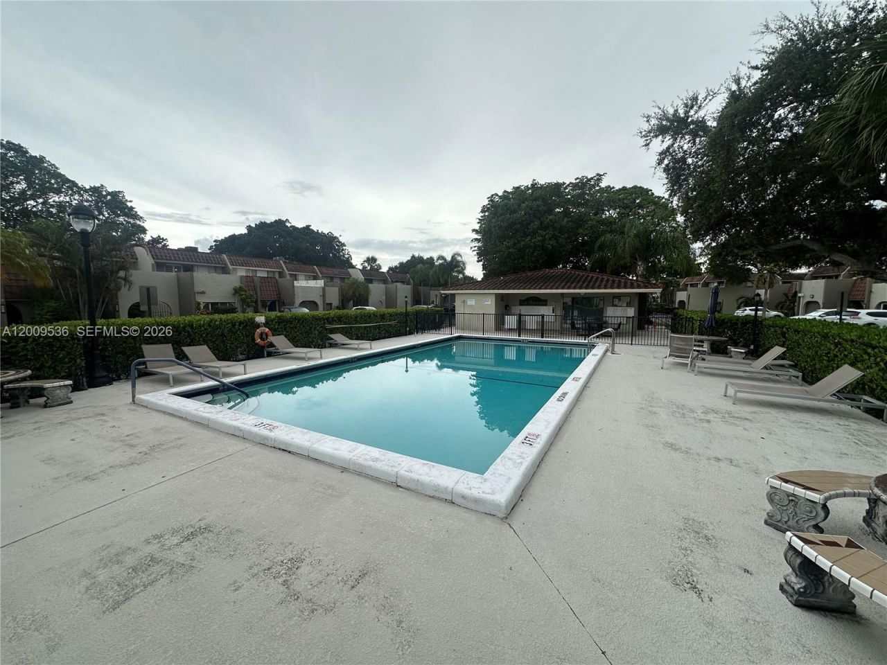 295 Jacaranda Dr, Unit 20, Plantation, FL 33324 Photo
