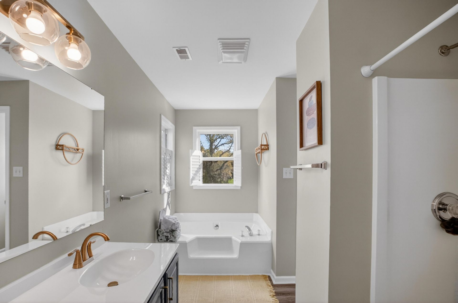 3810 Marshfield Road Photo 19