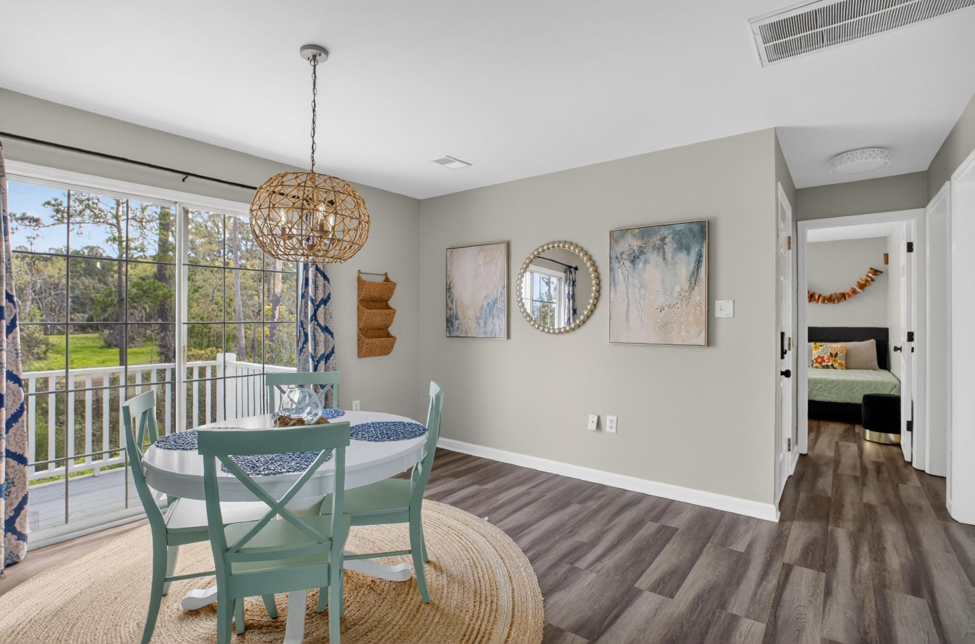 3810 Marshfield Road Photo 5