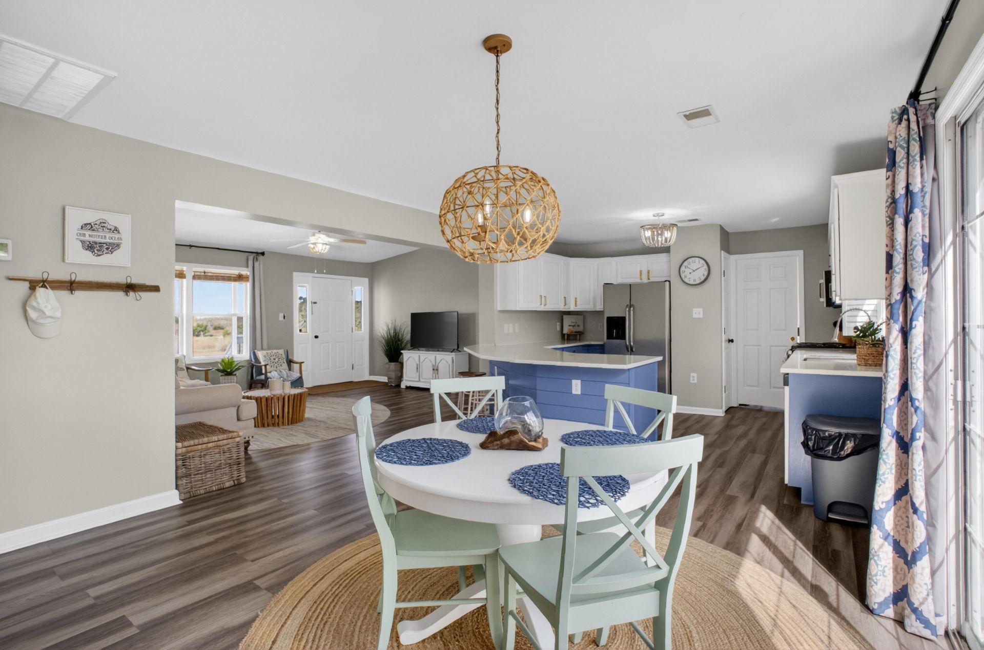 3810 Marshfield Road Photo 6