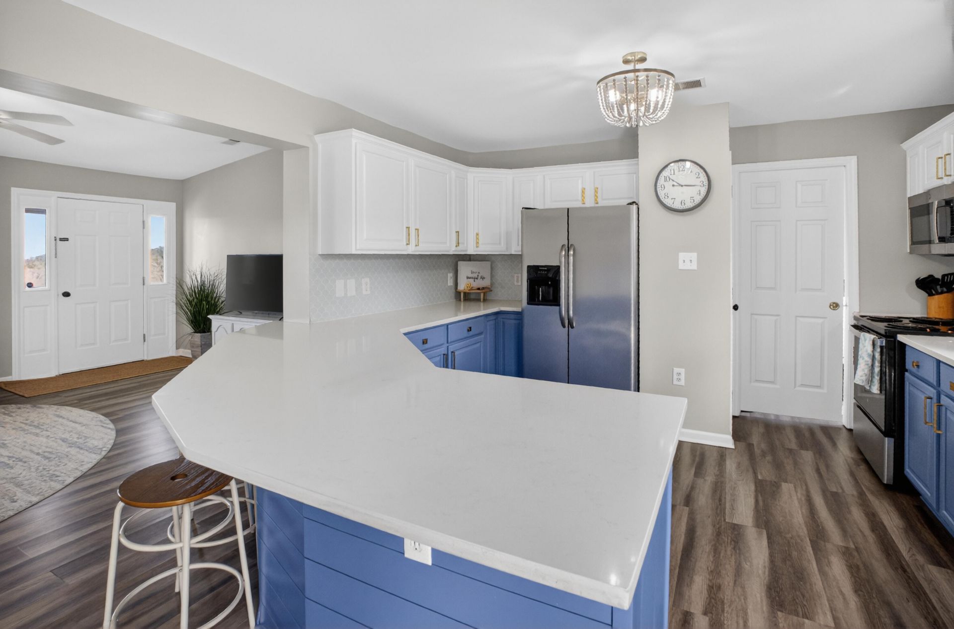 3810 Marshfield Road Photo 9
