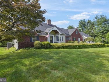 50 HARBOURTON WOODSVILLE ROAD, PENNINGTON, NJ 08534