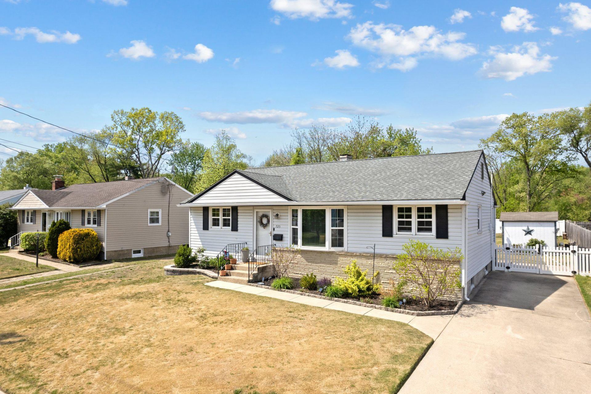 725 W 3rd Avenue, Runnemede, NJ 08078 Main Photo
