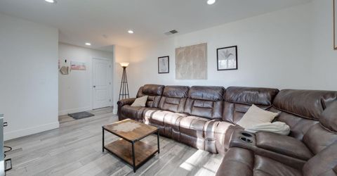 173 Bell Ave, Sacramento, CA 95838 Photo