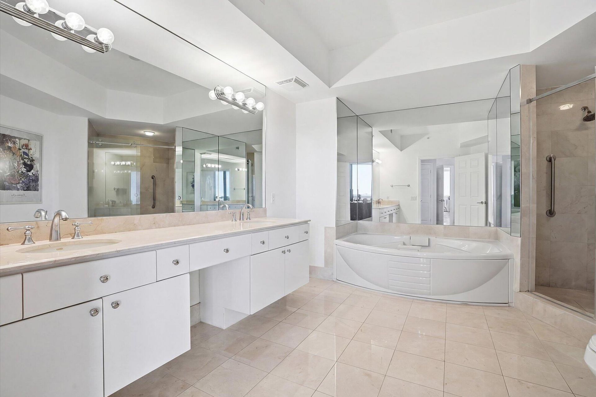 3100 N Ocean Boulevard, Unit 804, Fort Lauderdale, FL 33308 Photo