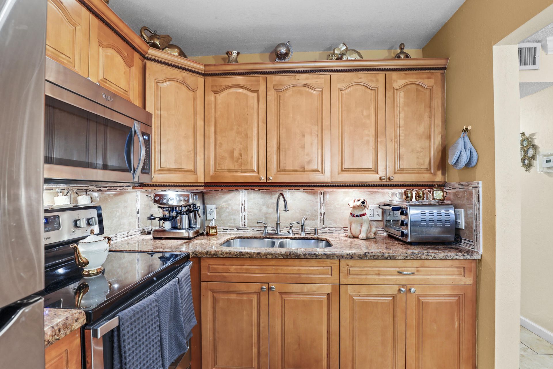 3100 Springdale Boulevard, Unit 308, Palm Springs, FL 33461 Photo