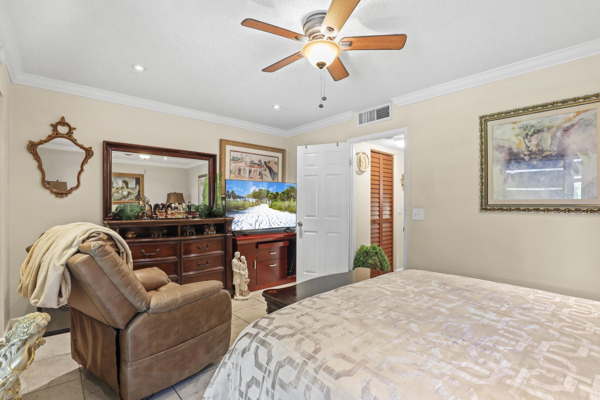 3100 Springdale Boulevard, Unit 308, Palm Springs, FL 33461 Photo