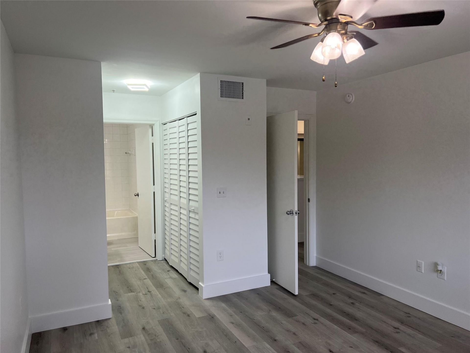 2113 Renaissance Boulevard, Unit 306, Miramar, FL 33025 Photo