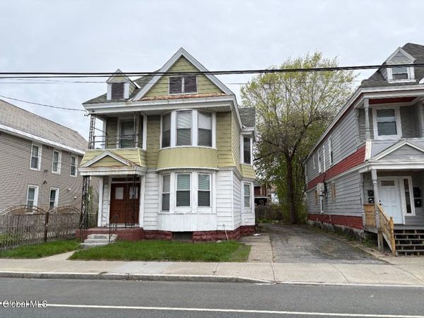 1723 Broadway, Schenectady, NY 12306