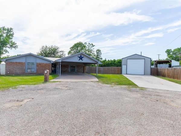 129 Yucca Drive , Clyde, TX 79510
