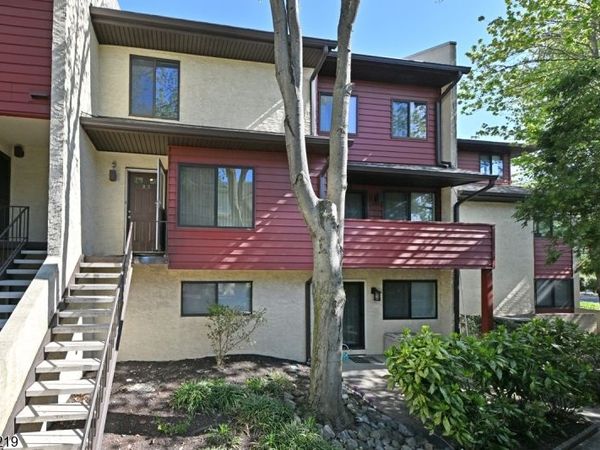 101 River Rd, Nutley, NJ 07110