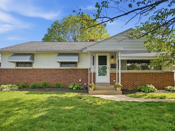 2691 Kenny Lane, Grove City, OH 43123