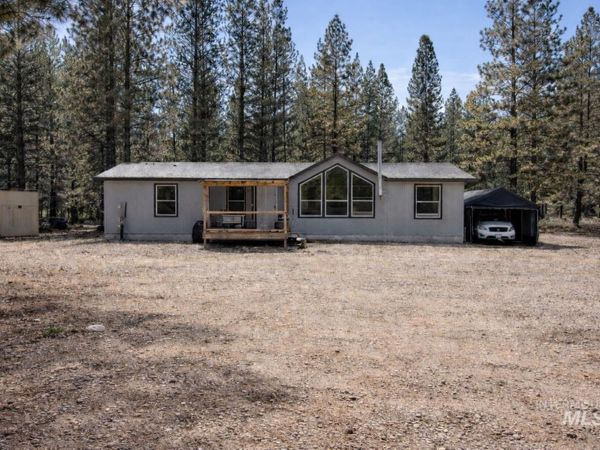 17 Mountain Meadow Rd, Idaho City, ID 83631
