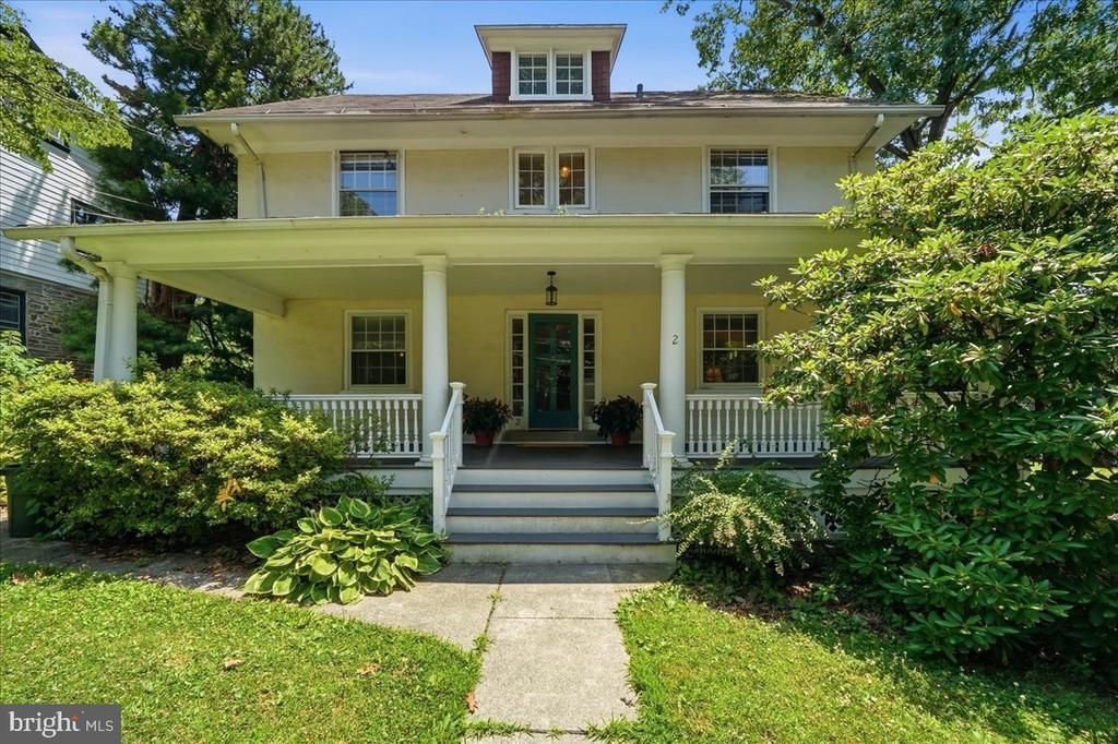 2 CHESTNUT AVENUE, NARBERTH, PA 19072