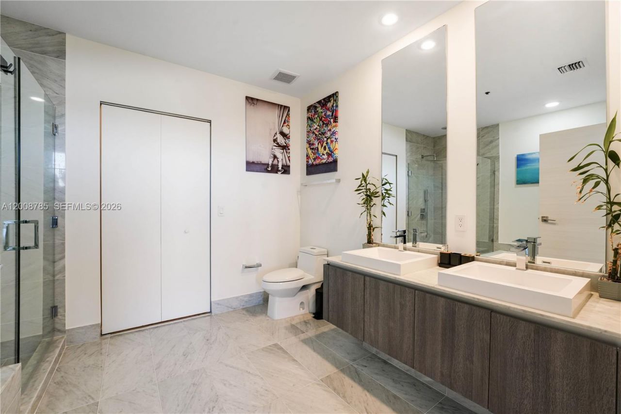 801 S Miami Ave, Unit 5206, Miami, FL 33130 Photo