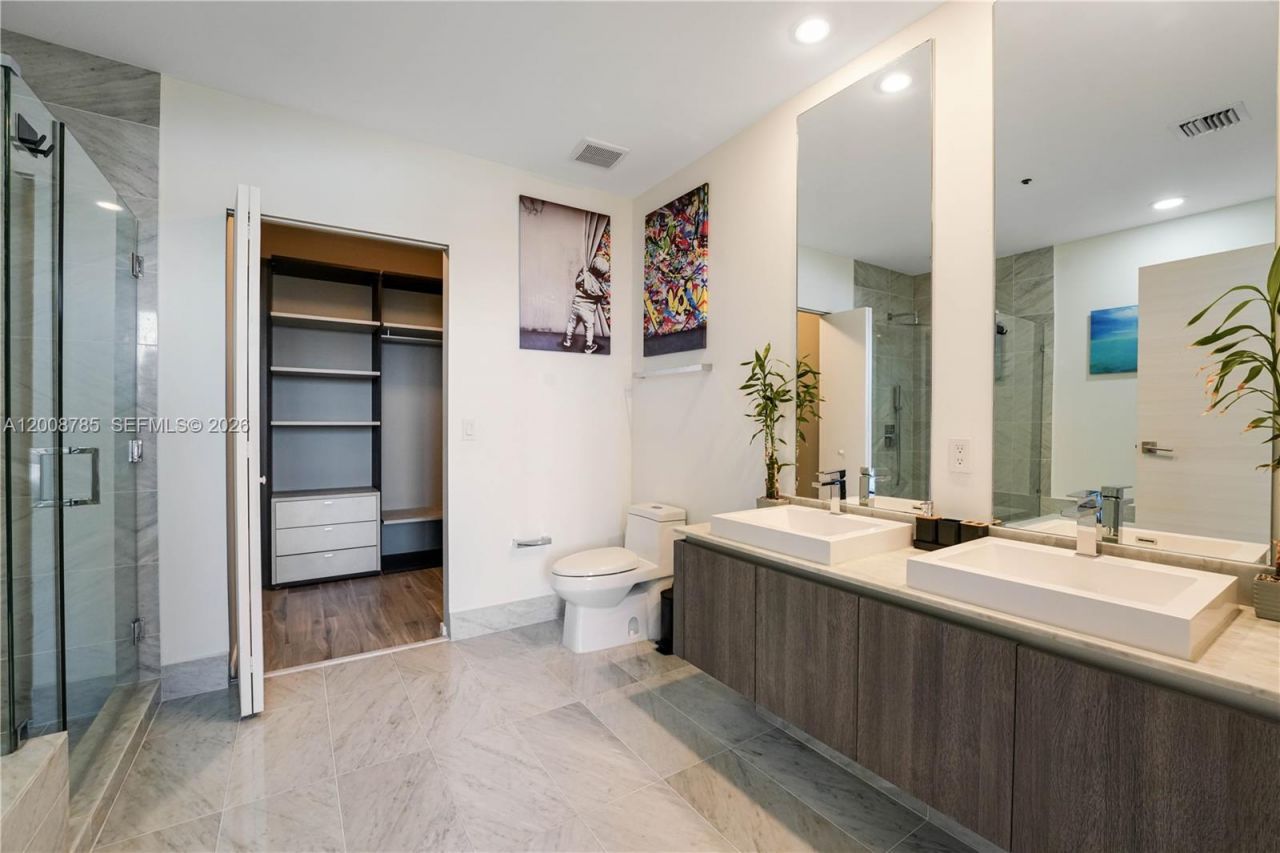 801 S Miami Ave, Unit 5206, Miami, FL 33130 Photo