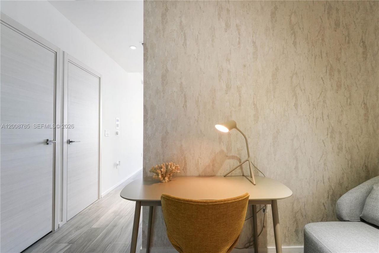 801 S Miami Ave, Unit 5206, Miami, FL 33130 Photo
