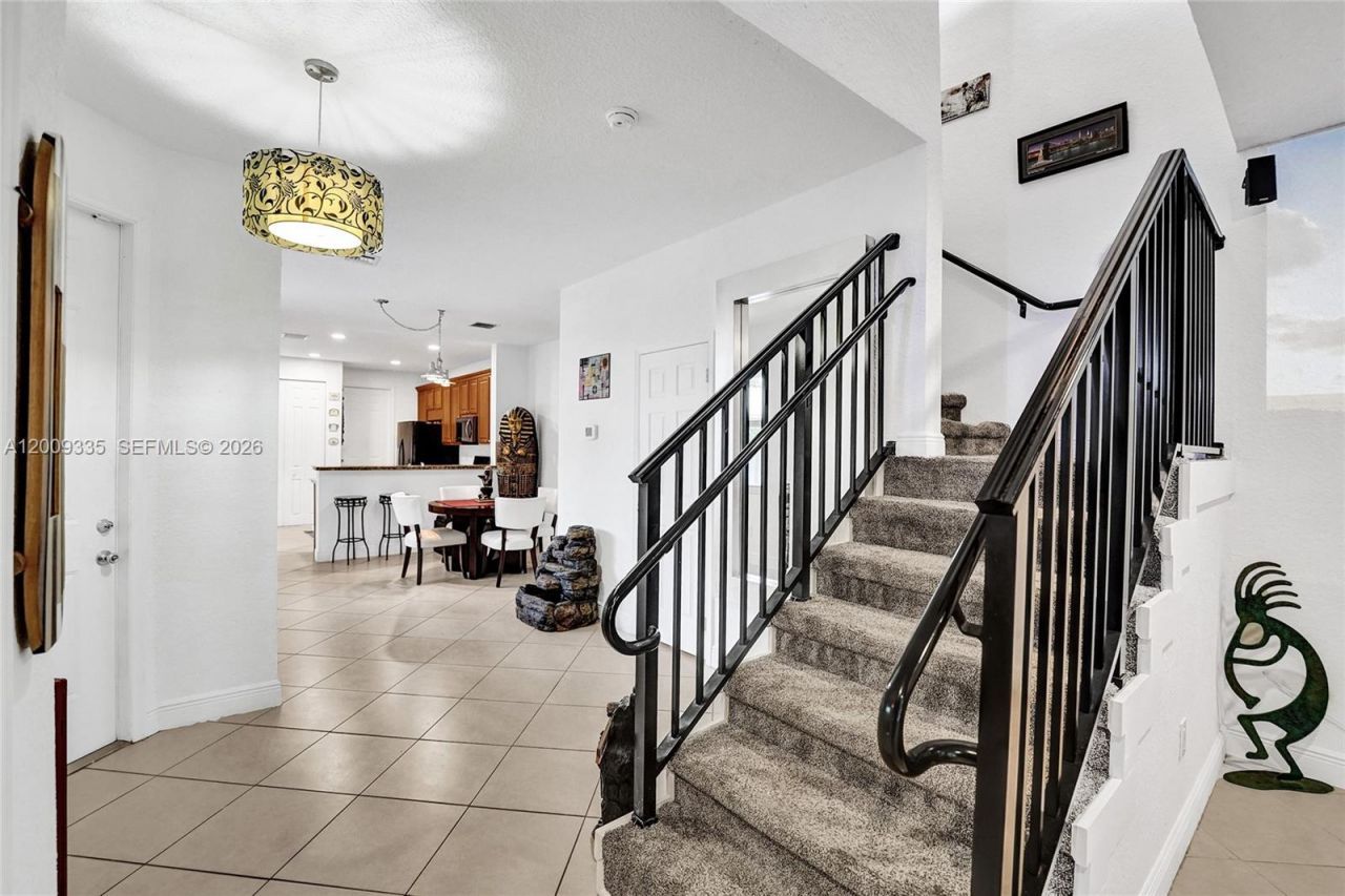 1118 NE 1st Ave , Fort Lauderdale, FL 33304 Photo